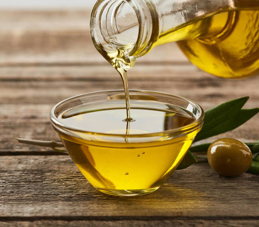 Difference Between Animal Oil and Vegetable Oil